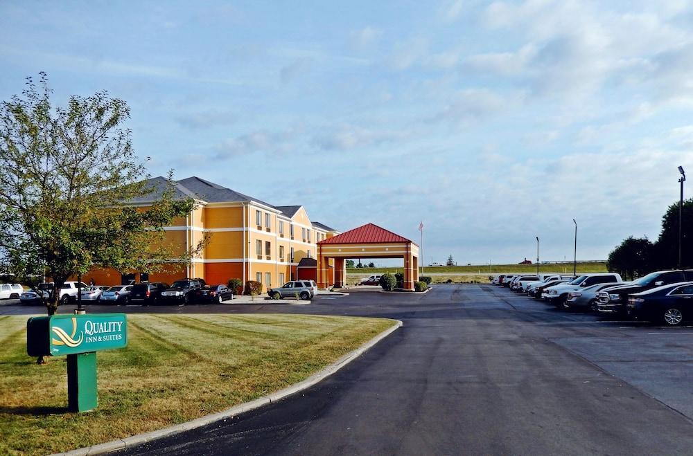 Quality & I-69 Hotel