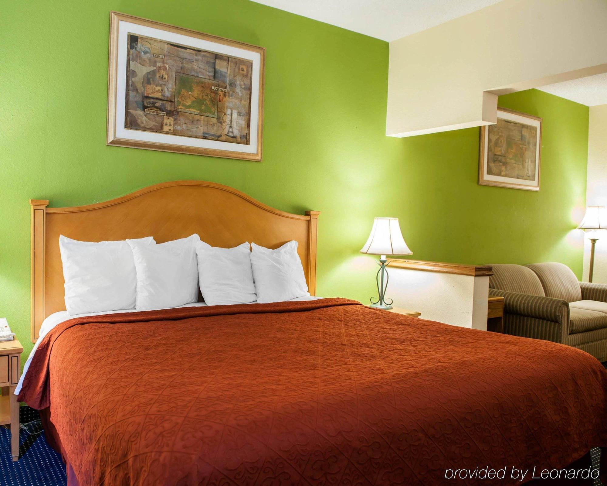 Quality & I-69 Hotel