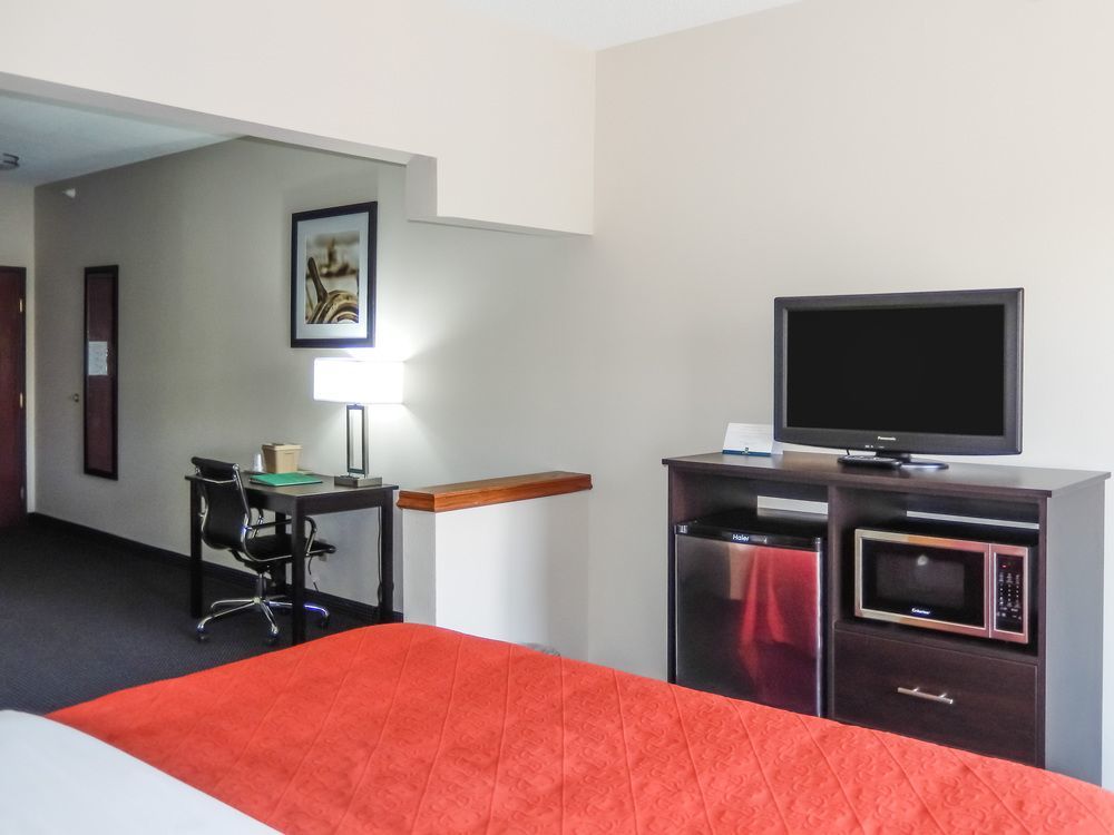 Hotel Quality & I-69