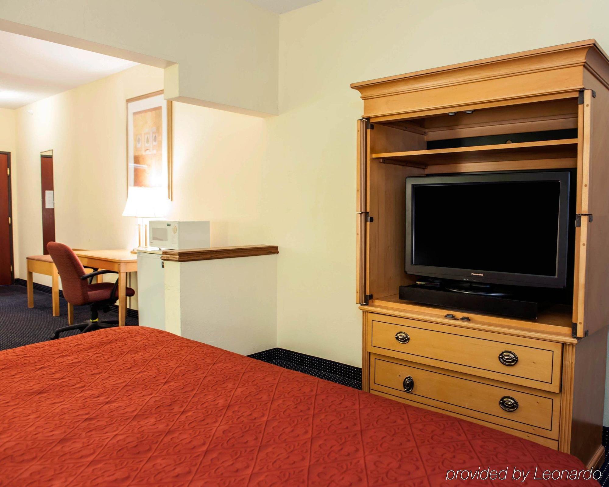 Hotel Quality & I-69